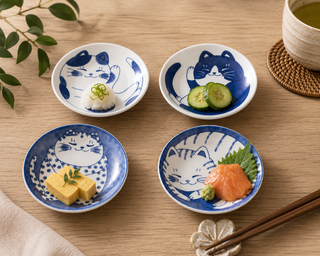 Mino Ware Sleeping Cat Small Plates – Set of 4