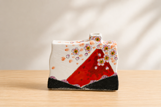 Kutani Ware Red Fuji Small Flower Vase